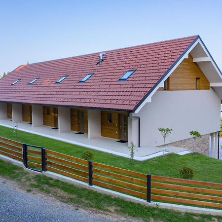 Apartmaji Hocka Koca Hocko Pohorje Exterior photo