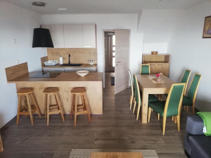 Apartmaji Hocka Koca Hocko Pohorje Exterior photo
